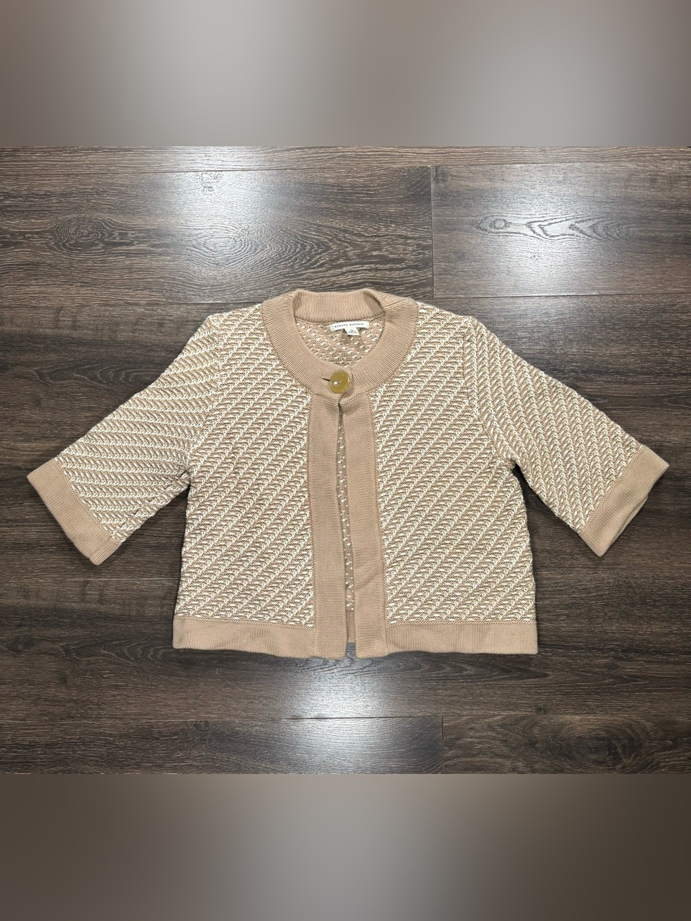 Textured Beige Short-Sleeve Knit Cardigan